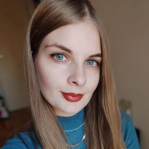 Τζιώρη Κωνσταντίνα - Καθηγήτρια Αγγλικών στο instateacher.gr