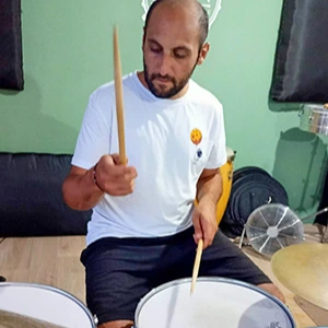 Μακατσέλος Αλέξης - Δάσκαλος Drums στο instateacher.gr