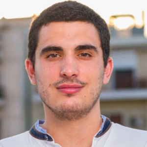 Χριστόπουλος Ρωμανός Άγγελος - Καθηγητής Φυσικής στο instateacher.gr