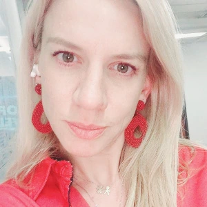 Φιλιπποπούλου Χρυσάνθη - Καθηγήτρια ΑΟΘ (Οικονομικής Θεωρίας) στο instateacher.gr