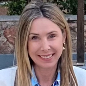 Λάσκαρη Σοφία - Καθηγήτρια IB Diploma στο instateacher.gr