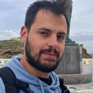 Μπαλατσιάς Σωτήρης - Καθηγητής Windows στο instateacher.gr