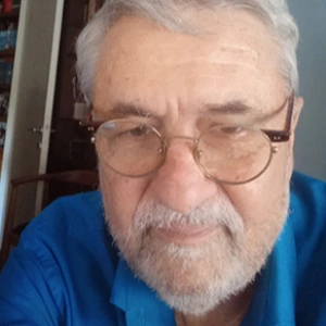 Περάκης Κωνσταντίνος - Καθηγητής Μαθηματικών στο instateacher.gr