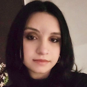 Αδαμοπούλου Αθηνά - Καθηγήτρια Αγγλικών στο instateacher.gr