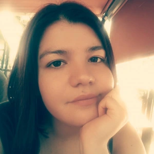 Καμτζέλη Κατερίνα - Καθηγήτρια Νέων Ελληνικών στο instateacher.gr