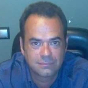 Μπεκιάρης Βασίλης - Καθηγητής Διεθνούς Μακροχρηματοοικονομικής στο instateacher.gr