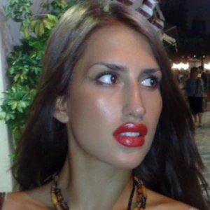 Λάζαρη Αλίκη Ιλιάνα - Καθηγήτρια Αγγλικών στο instateacher.gr