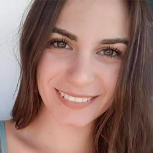 Δάνη Μαρίνα - Καθηγήτρια Νέων Ελληνικών στο instateacher.gr