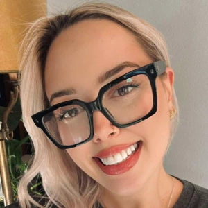 Σίσκου Δήμητρα - Καθηγήτρια Αρχαίων Ελληνικών από Μετάφραση στο instateacher.gr