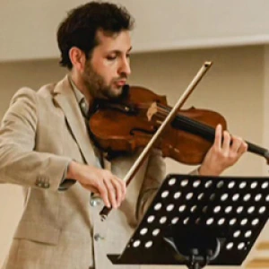 Λιβιεράτος Ηλίας - Δάσκαλος Βιόλας στο instateacher.gr