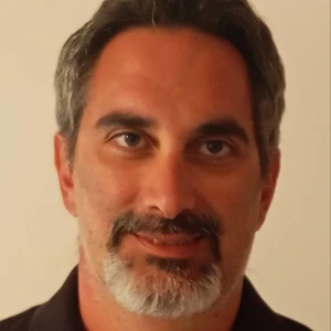 Βασδάρης Χρήστος - Καθηγητής MongoDB στο instateacher.gr