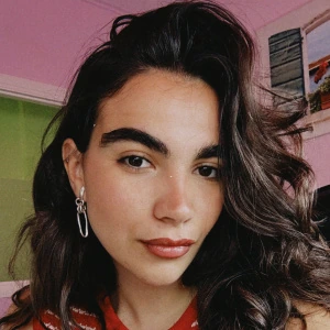 Αποθηκιανάκη Γεωργία - Καθηγήτρια Αγγλικών στο instateacher.gr