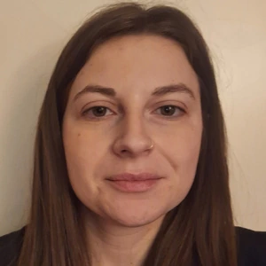 Ρογδάκη Μαρία  - Καθηγήτρια Νέων Ελληνικών στο instateacher.gr