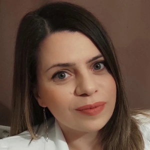 Τσιράκογλου Δέσποινα - Καθηγήτρια Νέων Ελληνικών στο instateacher.gr