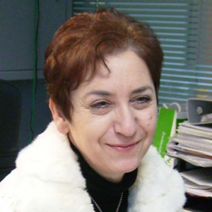 Χατζηαναγνώστου Ευαγγελία - Καθηγήτρια Αρχών Οικονομίας στο instateacher.gr