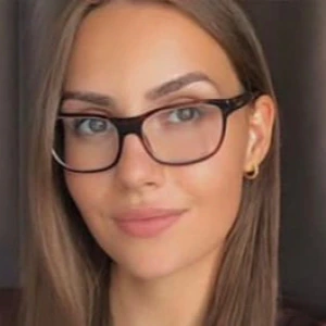 Γκόμπτζια Αλεξάνδρα - Καθηγήτρια Αγγλικών στο instateacher.gr