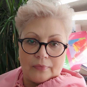 Πασκάλ Ελένη - Καθηγήτρια Ρωσικών στο instateacher.gr