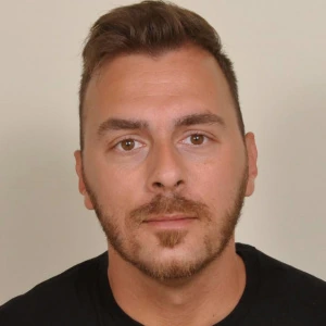 Καλορίτης Πέτρος - Δάσκαλος Μουσικής Θεωρίας στο instateacher.gr