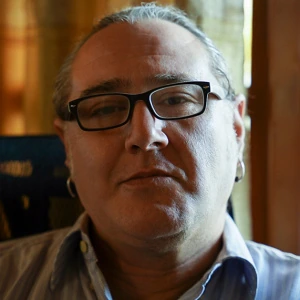 Λυμπερέας Δημήτρης - Καθηγητής Αγγλικών στο instateacher.gr