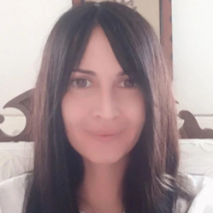 Κοντούρη Ζώη - Καθηγήτρια Νέων Ελληνικών στο instateacher.gr