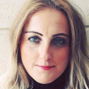 Χαραλαμπίδου Μαρία - Καθηγήτρια Διοίκησης Έργων στο instateacher.gr