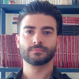 Βρεττάκος Πέτρος - Καθηγητής Αρχαίων Ελληνικών στο instateacher.gr