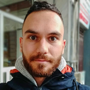 Καϊσίδης Παναγιώτης - Καθηγητής Έκθεσης στο instateacher.gr