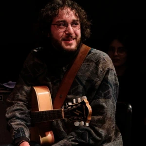 Αντωνιάδης Σπύρος - Δάσκαλος Αυτοσχεδιασμού στο instateacher.gr