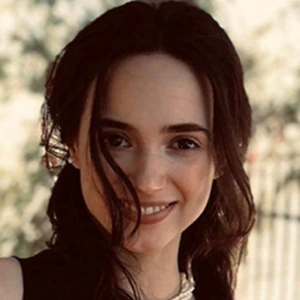 Κρεμμύδα Μαρία - Καθηγήτρια Μαθηματικών στο instateacher.gr