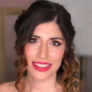 Γιασημάκη Άννα Μαρία - Καθηγήτρια Νέων Ελληνικών στο instateacher.gr