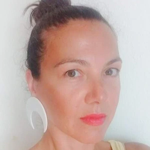 Καρακατσάνη Ηλέκτρα - Δασκάλα Μουσικής Θεωρίας στο instateacher.gr