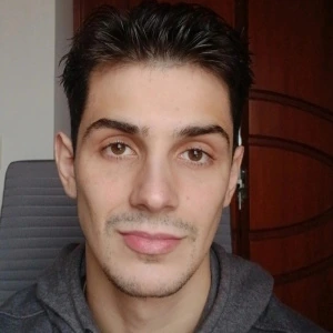 Μύρων - Καθηγητής Φυσικής στο instateacher.gr