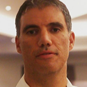 Ραφαήλ - Καθηγητής Στατιστικής στο instateacher.gr