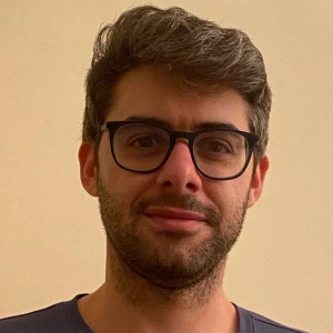 Κεφαλάς Γιάννης - Καθηγητής Έκθεσης στο instateacher.gr