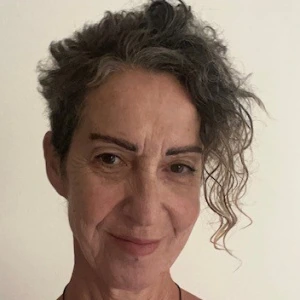 Παπαδάτου Άντζελα - Καθηγήτρια Αγγλικών στο instateacher.gr