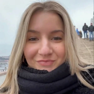 Ντικούλη Εύα - Καθηγήτρια Γερμανικών στο instateacher.gr