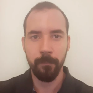 Κοντογούρης Ραφαήλ - Δάσκαλος Βιόλας στο instateacher.gr