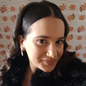 Καραβά Εύη - Καθηγήτρια Γαλλικών στο instateacher.gr