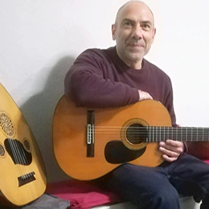 Κουτρουβιδέας Κωνσταντίνος - Δάσκαλος Ούτι στο instateacher.gr