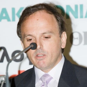 Παπαγιάγκου Βαγγέλης - Καθηγητής ΑΟΘ (Οικονομικής Θεωρίας) στο instateacher.gr