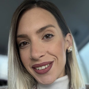 Λάγιου Χριστίνα - Καθηγήτρια Αρχαίων Ελληνικών από Μετάφραση στο instateacher.gr