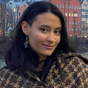 Τσούρη Ζωή - Λουίζα - Καθηγήτρια Αρχαίων Ελληνικών από Μετάφραση στο instateacher.gr