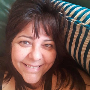 Perentes Eleni - Καθηγήτρια Αγγλικών στο instateacher.gr