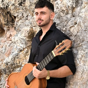 Μυλωνάκης Γιώργος - Δάσκαλος Αυτοσχεδιασμού στο instateacher.gr