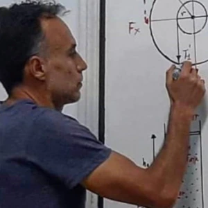 Τσόλης Παναγιώτης - Καθηγητής Φυσικής στο instateacher.gr