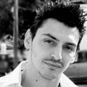 Κιούσης Θάνος  - Καθηγητής ΑΕΠΠ (Ανάπτυξης Εφαρμογών) στο instateacher.gr