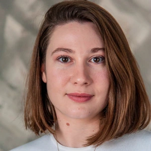 Ράϊκου Κωνσταντίνα - Καθηγήτρια Έκθεσης στο instateacher.gr