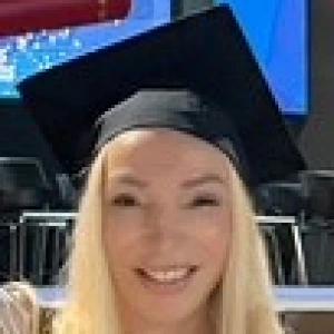 Μπαρμπέρη Μαρία - Καθηγήτρια Ιστορίας στο instateacher.gr