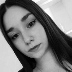 Χασιώτη Δώρα - Καθηγήτρια Μαθηματικών στο instateacher.gr