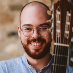 Παπαδημητρίου Ντίνος - Δάσκαλος Κιθάρας στο instateacher.gr